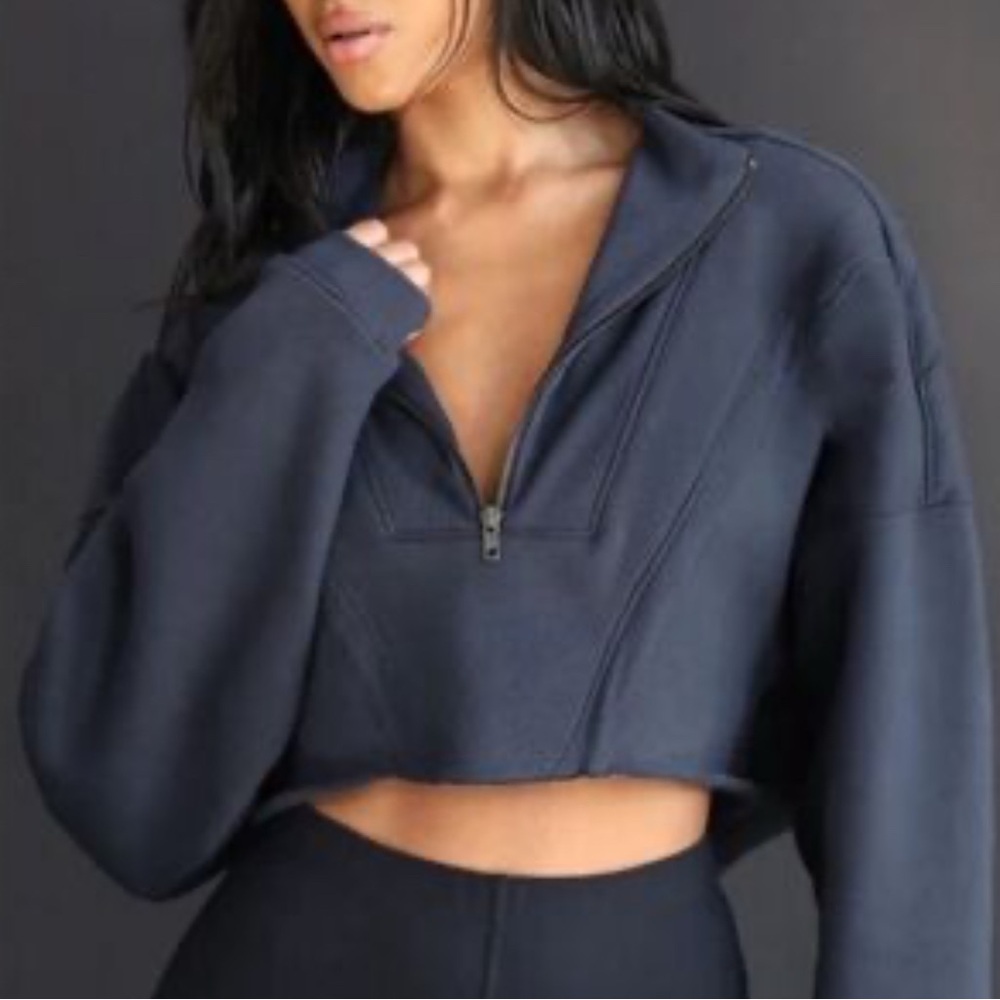NWT Joah Brown Crop Sweatshirt S/M